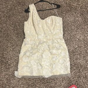 Dress the Population Cream Gown